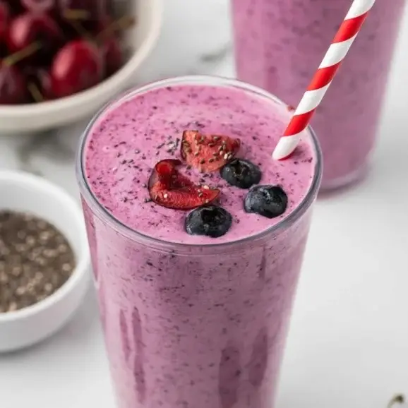 Greek Yogurt with Berries & Chia Seeds