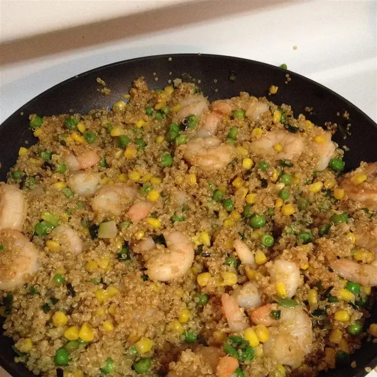 Shrimp & Quinoa Stir Fry